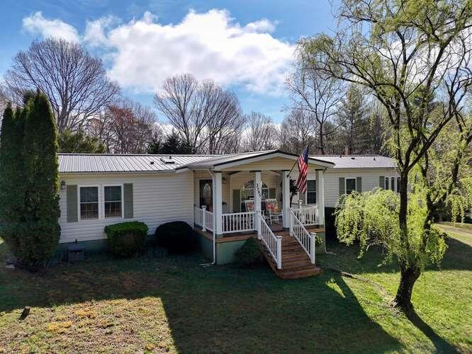 3595 Harshaw Road Property Photo