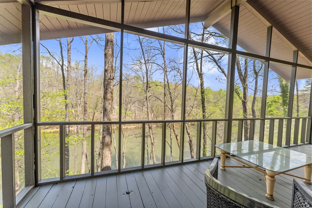 307 Eagle Overlook Drive Property Photo 17