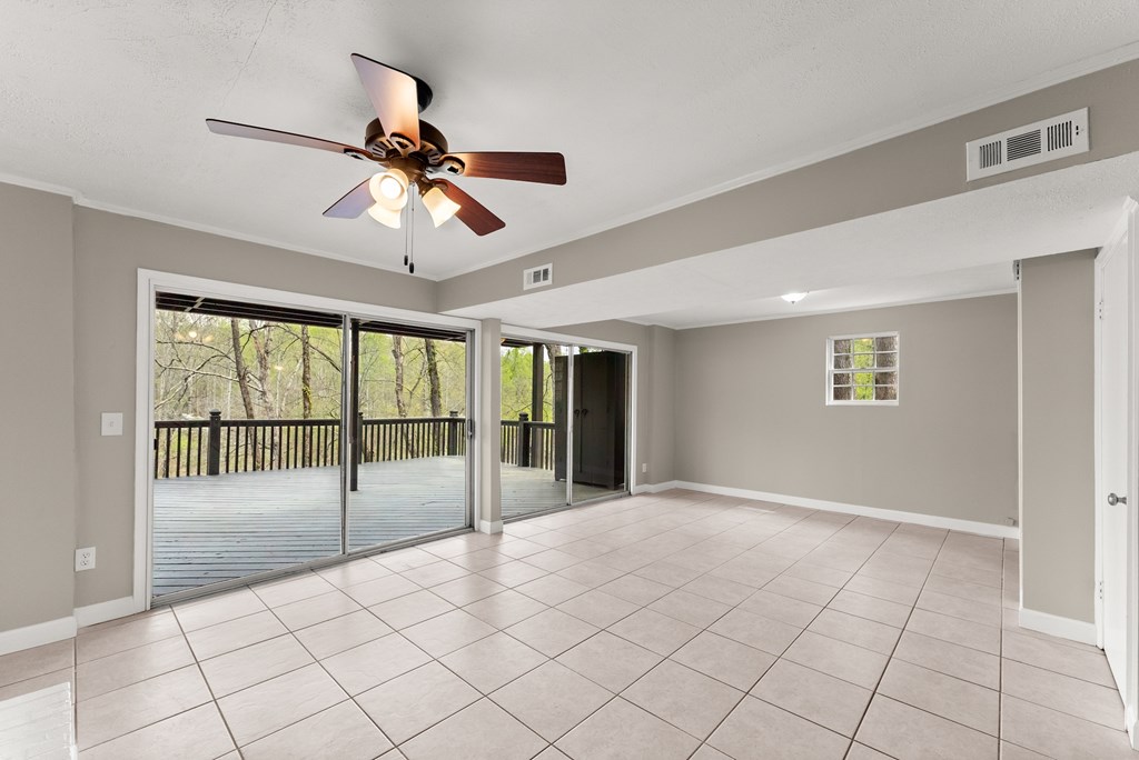 307 Eagle Overlook Drive Property Photo 26