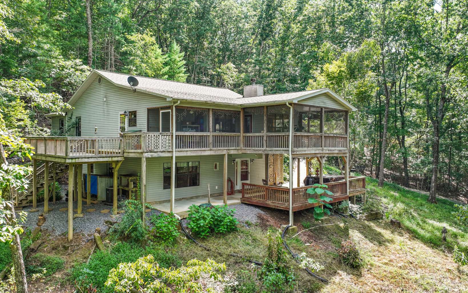 2281 Cashes Valley Road Property Photo