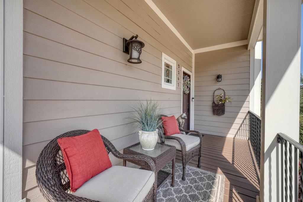 2267 Eastgate Drive Property Photo 6