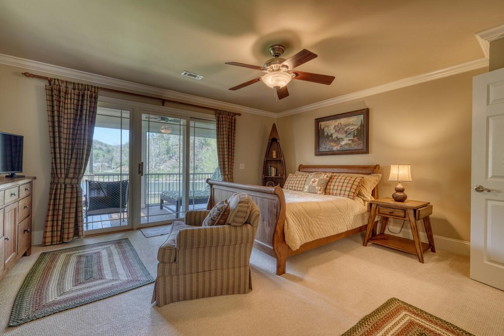 2267 Eastgate Drive Property Photo 32