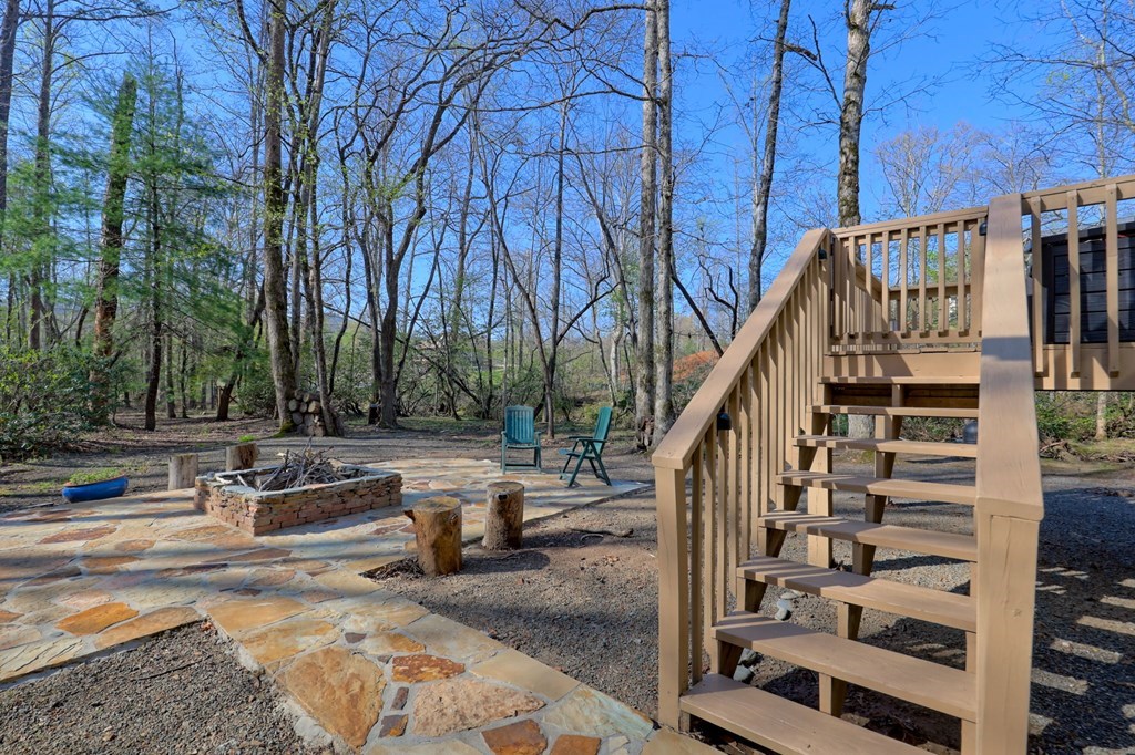 4475 Fires Creek Road Property Photo 4