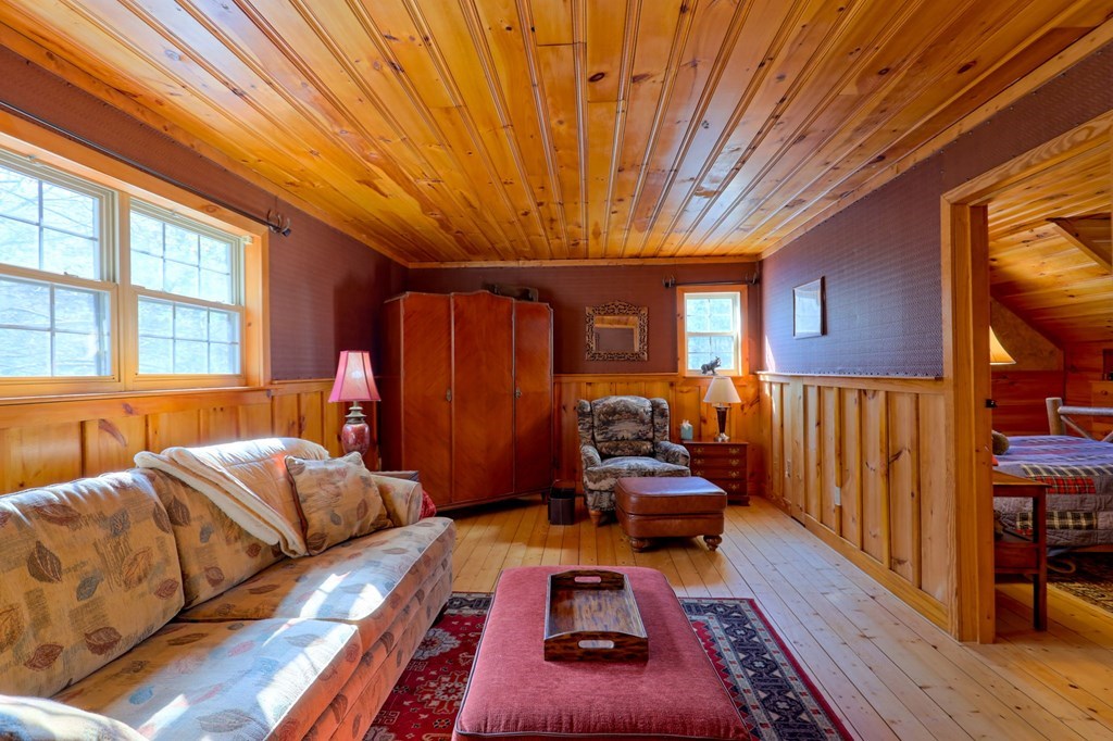 4475 Fires Creek Road Property Photo 15