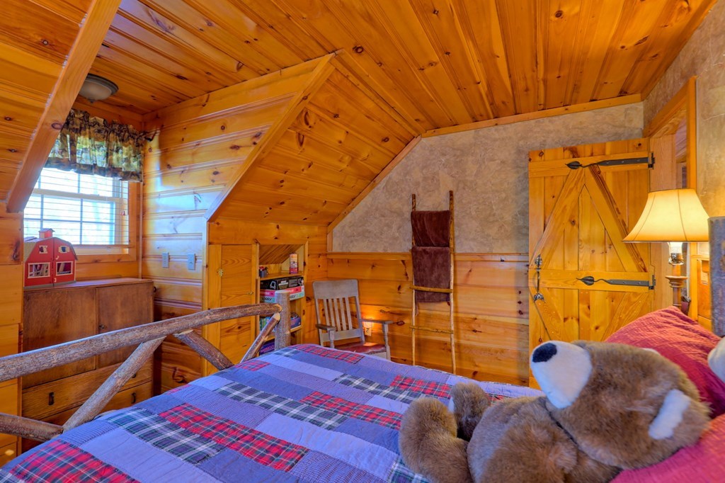 4475 Fires Creek Road Property Photo 18