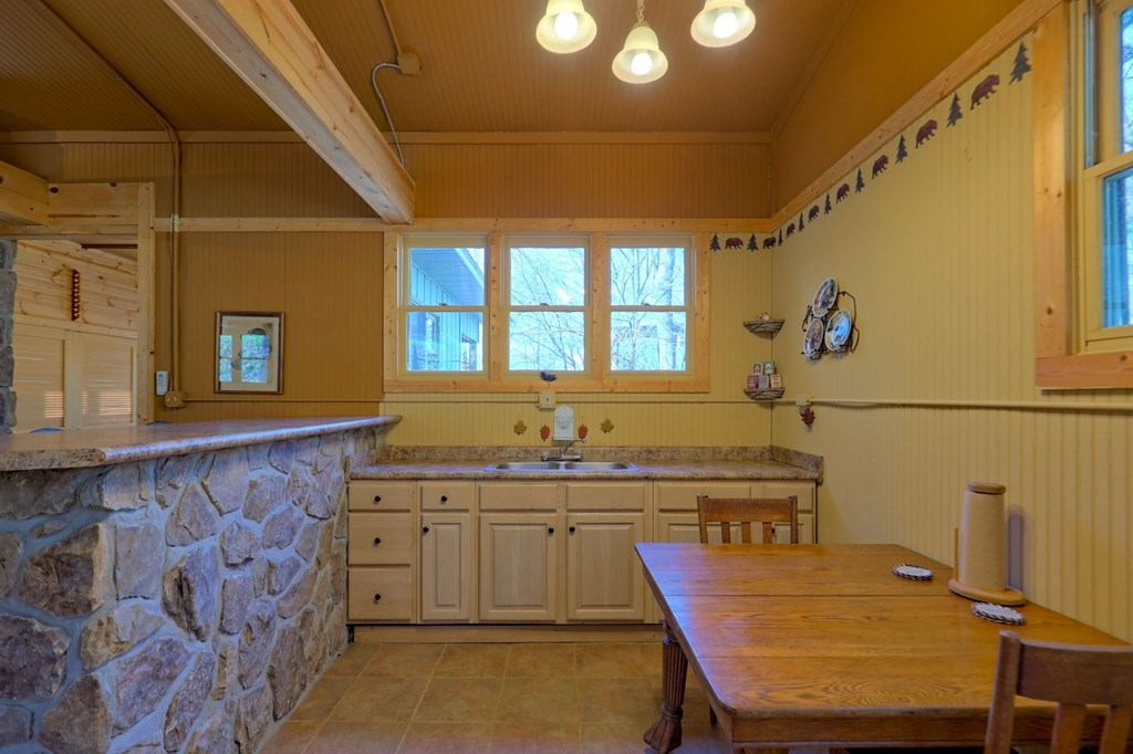 4475 Fires Creek Road Property Photo 31