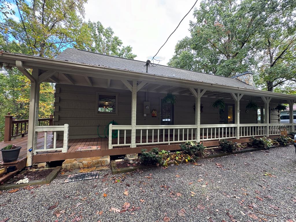 1077 Frog Pond Road Property Photo
