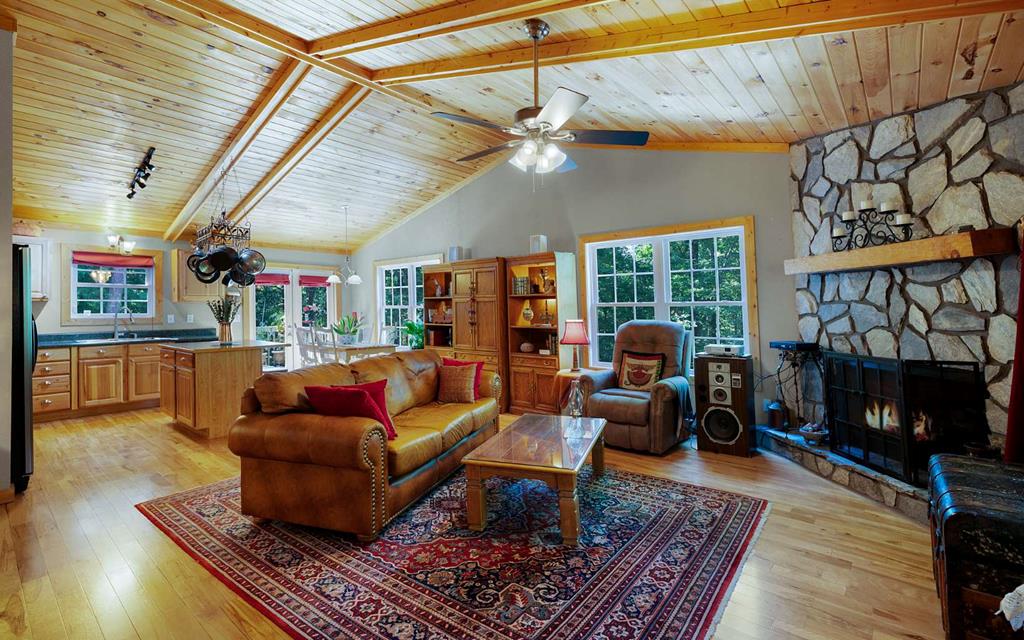 340 Choctaw Property Photo 4