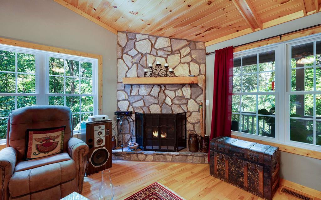 340 Choctaw Property Photo 6