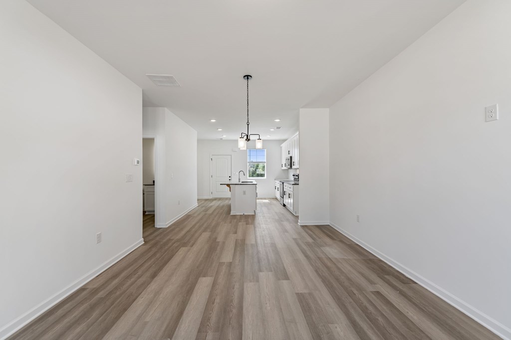 Unit 31 Grove Loop Property Photo 28