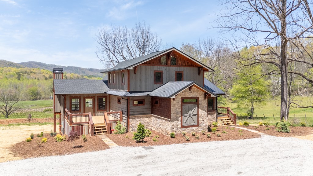 7590 Mobile Road Property Photo 9