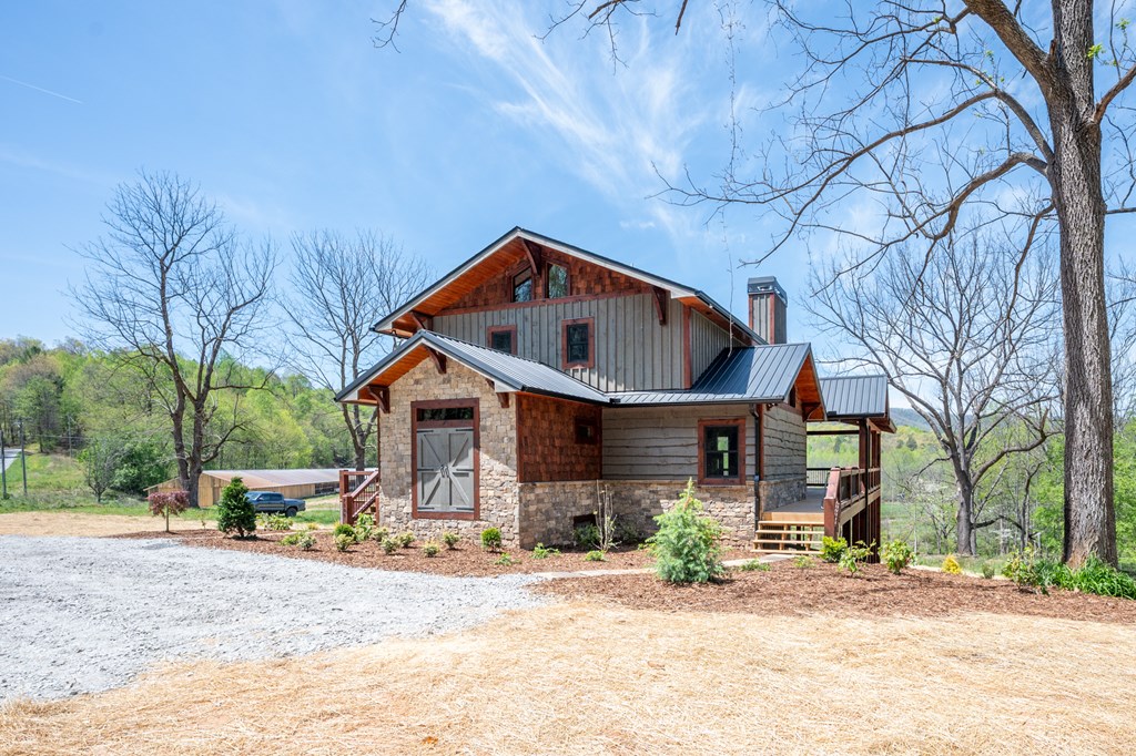7590 Mobile Road Property Photo 10
