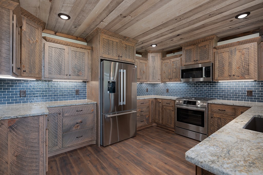 7590 Mobile Road Property Photo 33