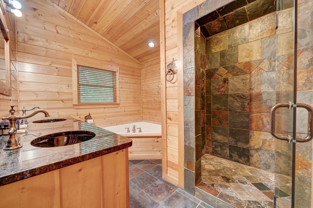 787 Choctaw Ridge Property Photo 8