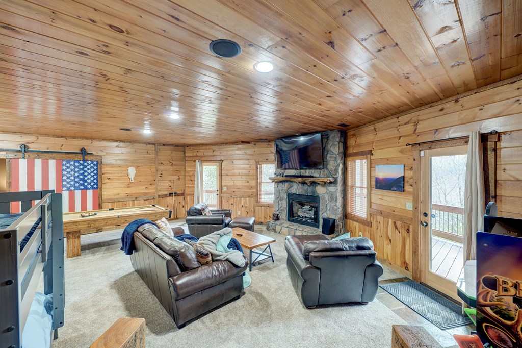 787 Choctaw Ridge Property Photo 9
