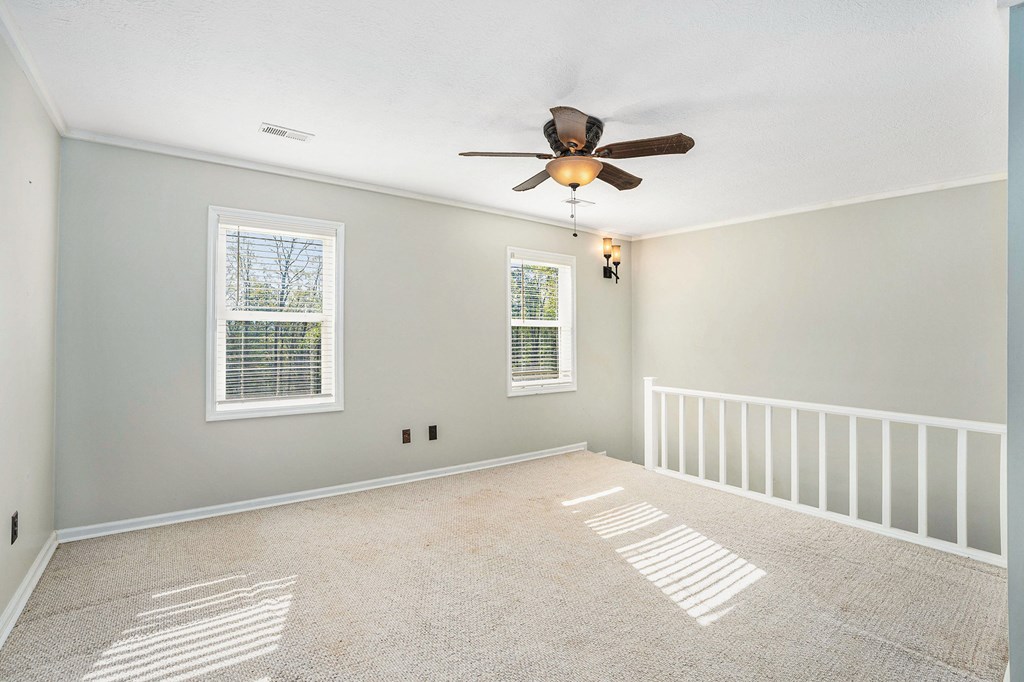 542 Sharp Top Circle Property Photo 8