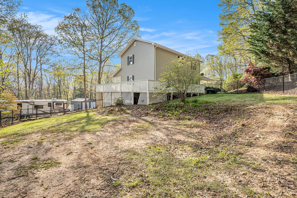 542 Sharp Top Circle Property Photo 18