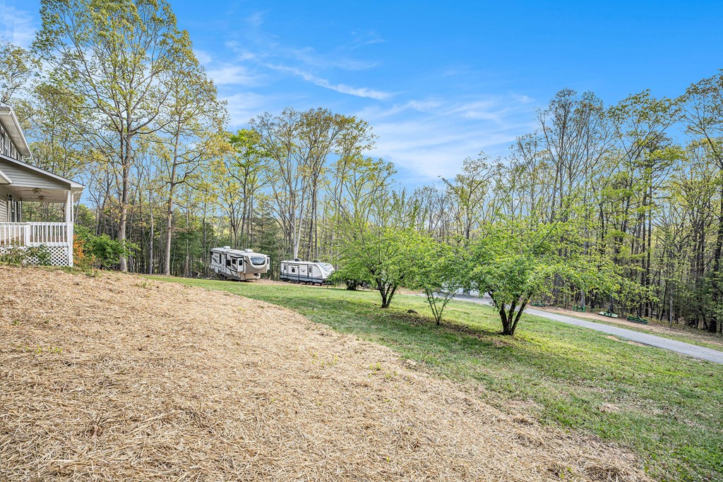 542 Sharp Top Circle Property Photo 20