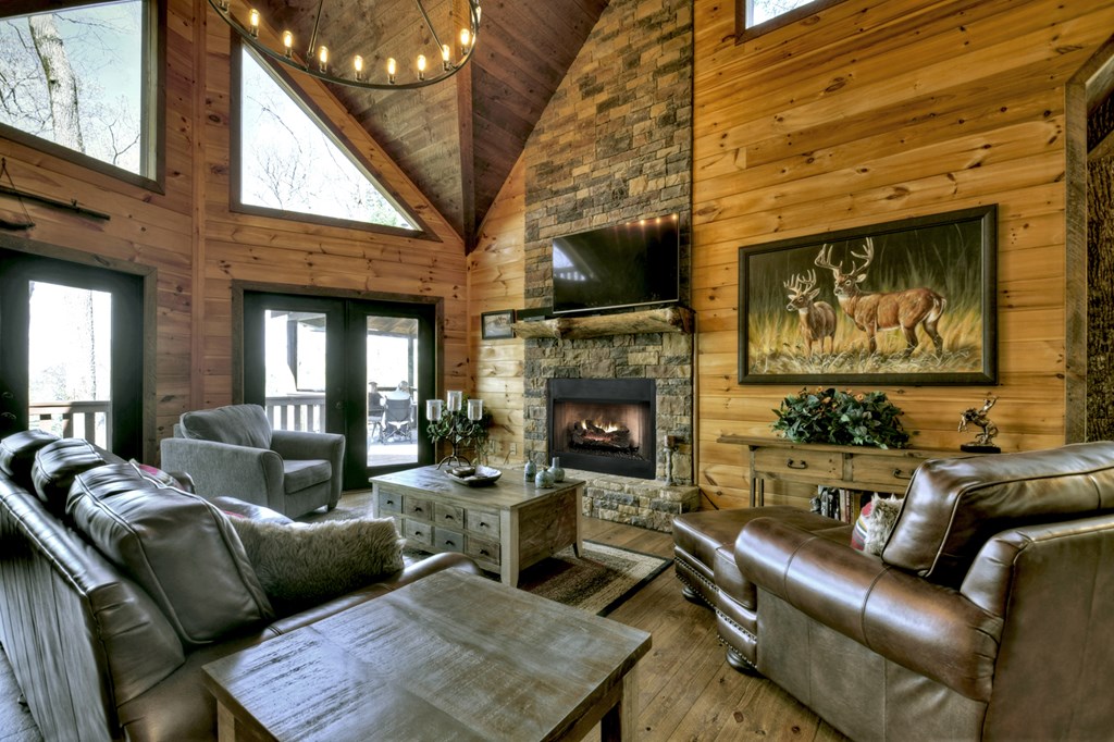 302 Indian Ridge Road Property Photo 4