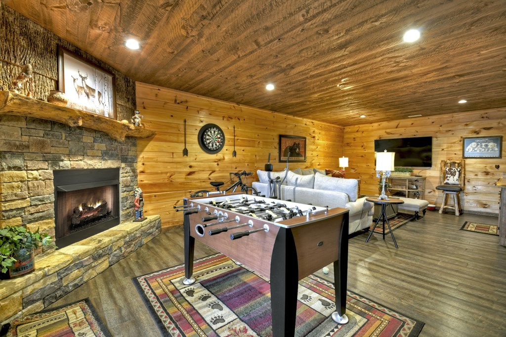 302 Indian Ridge Road Property Photo 8