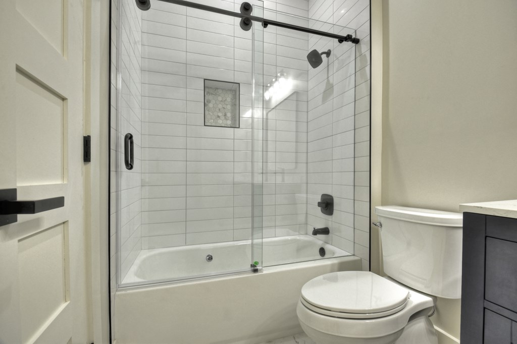 494 Riverbend Manor Property Photo 56