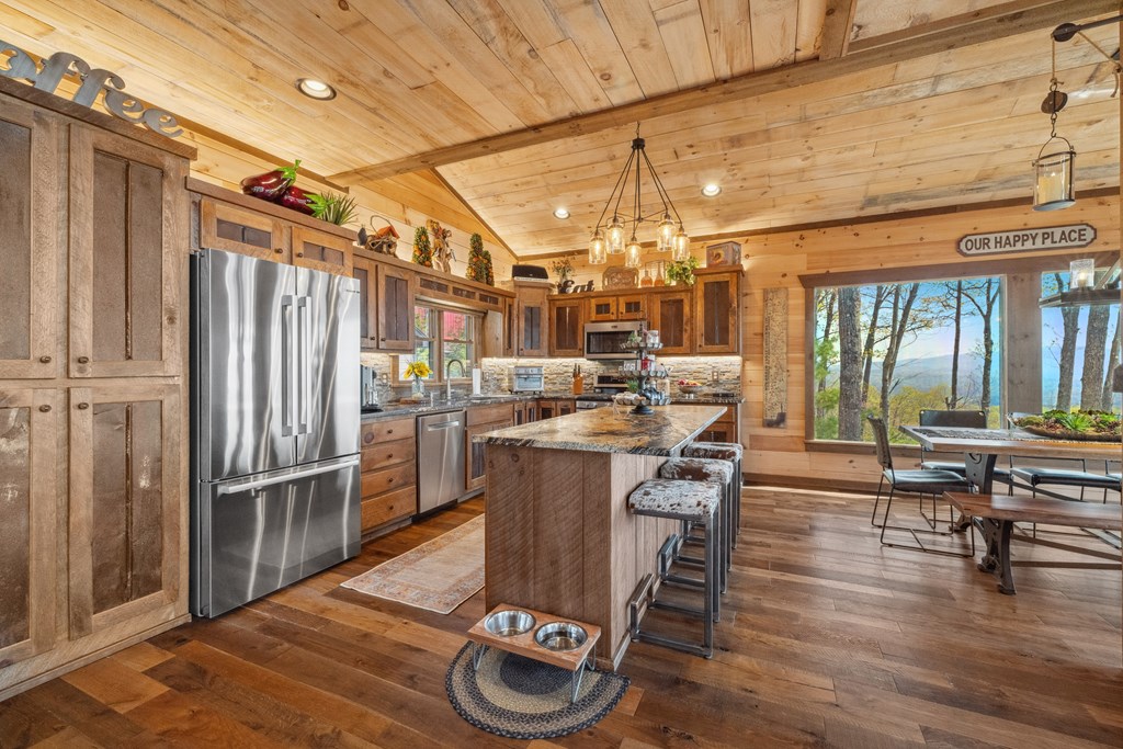 194 Blue Sky Overlook Property Photo 8