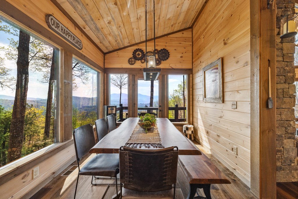 194 Blue Sky Overlook Property Photo 9