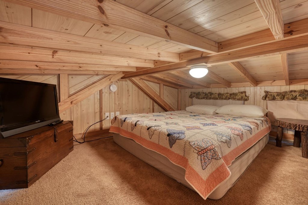 1095 Creekside Drive Property Photo 24