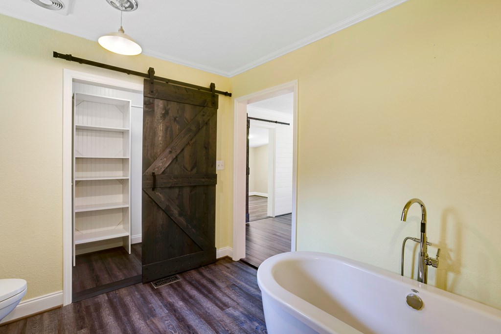 6487 Crooked Creek Road Property Photo 19