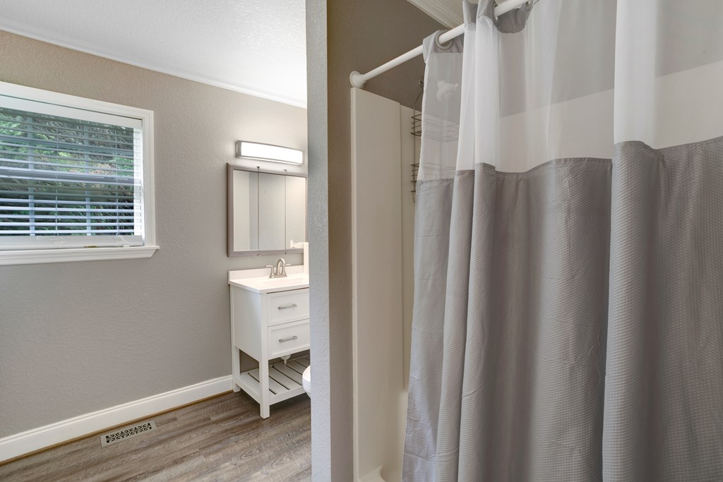 6487 Crooked Creek Road Property Photo 25
