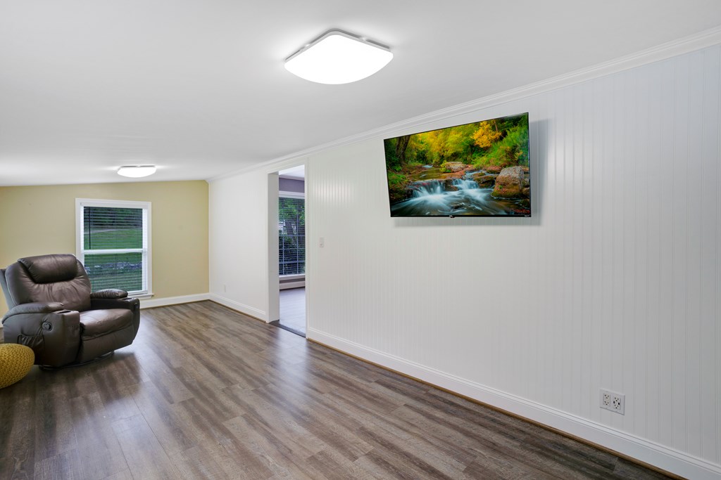 6487 Crooked Creek Road Property Photo 28