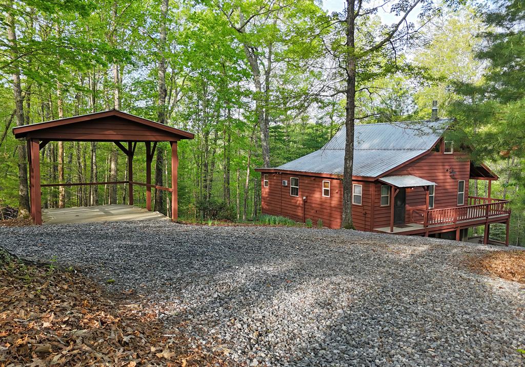216 Buck Ridge Road Property Photo