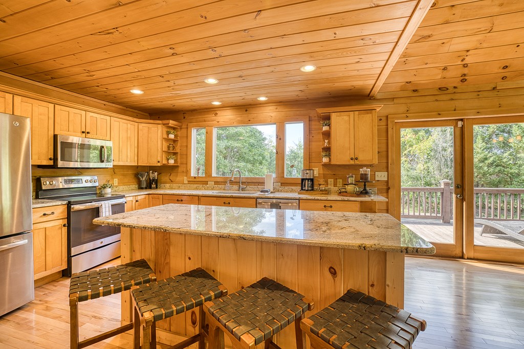 78 Mountain Peaks Lane Property Photo 13