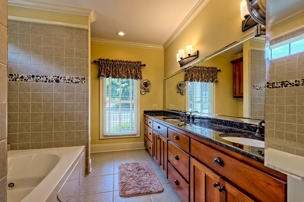 2265 Eastgate Drive Property Photo 43