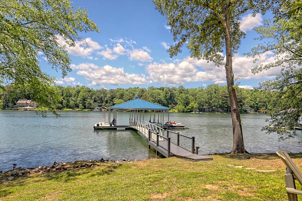 98 Licklog Crest Property Photo 62