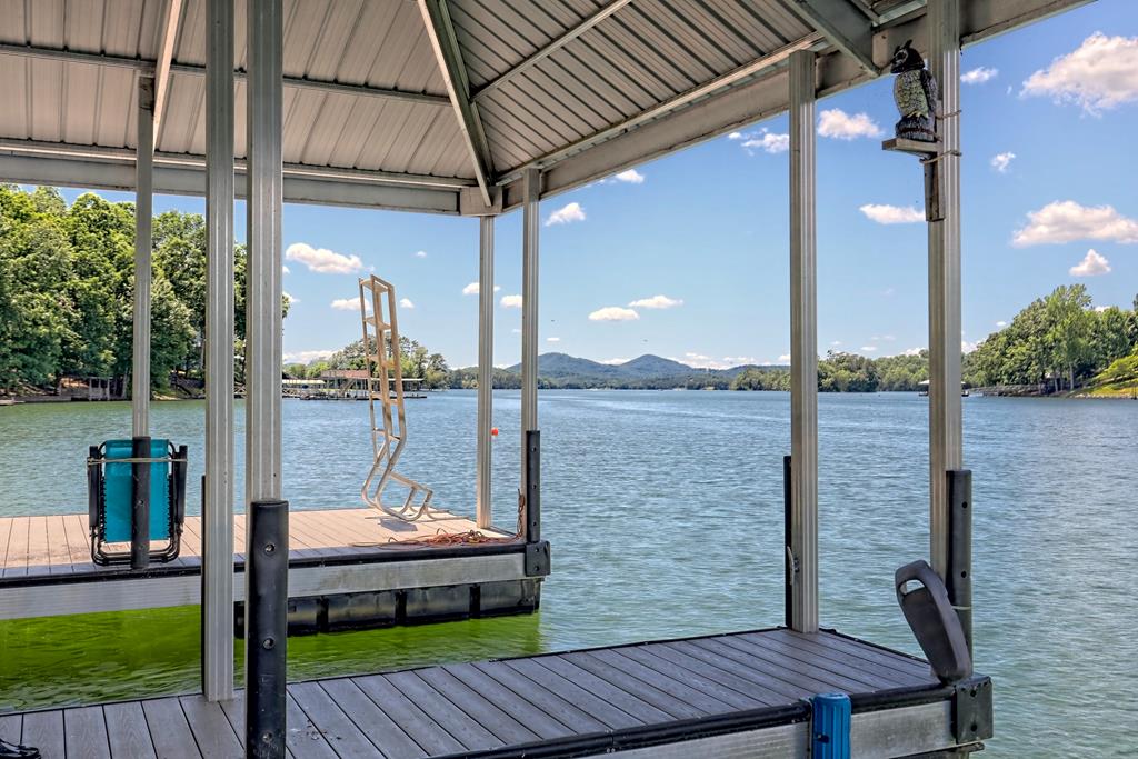 98 Licklog Crest Property Photo 73