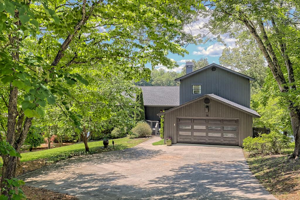 98 Licklog Crest Property Photo 80