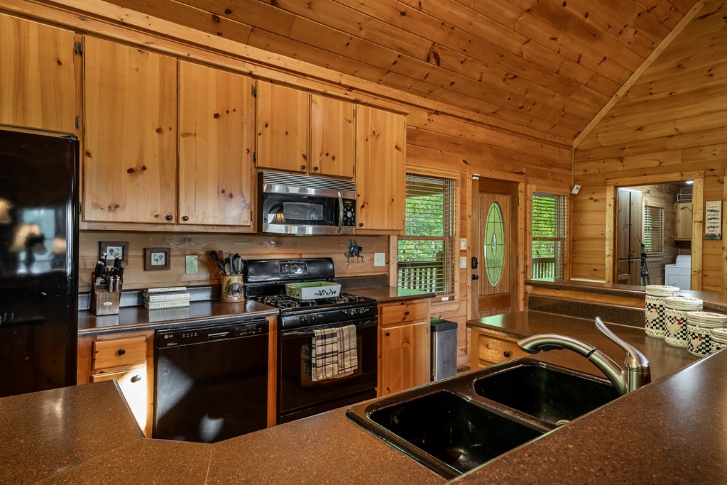 433 Spruce Circle Property Photo 20