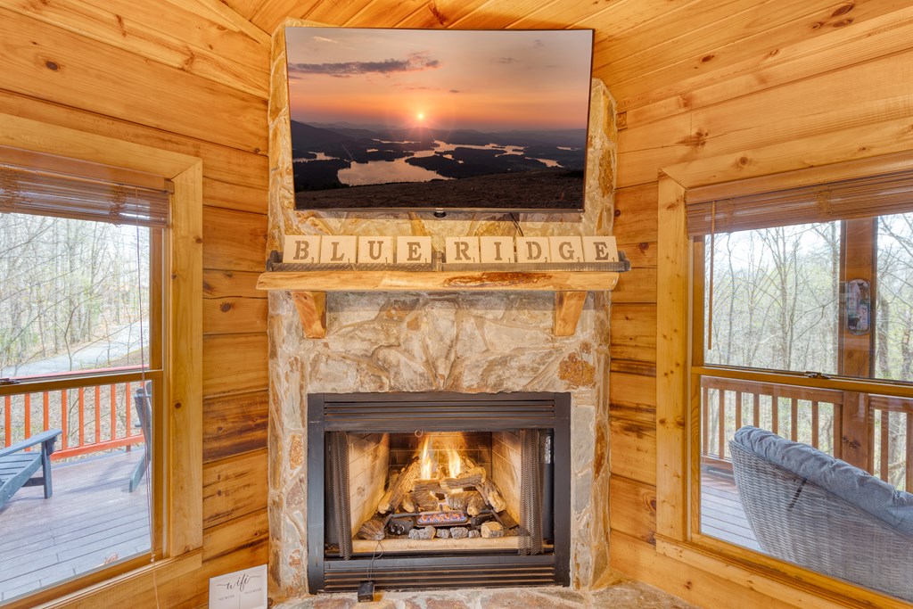 688 Little Bushy Head Road Property Photo 16