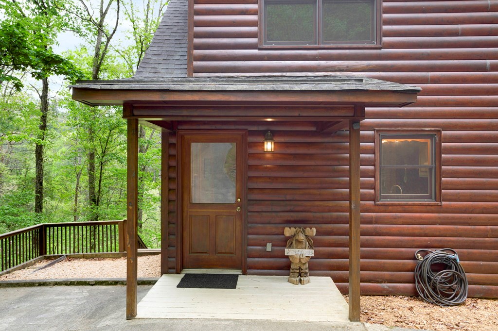 135 Hale Court Property Photo 13