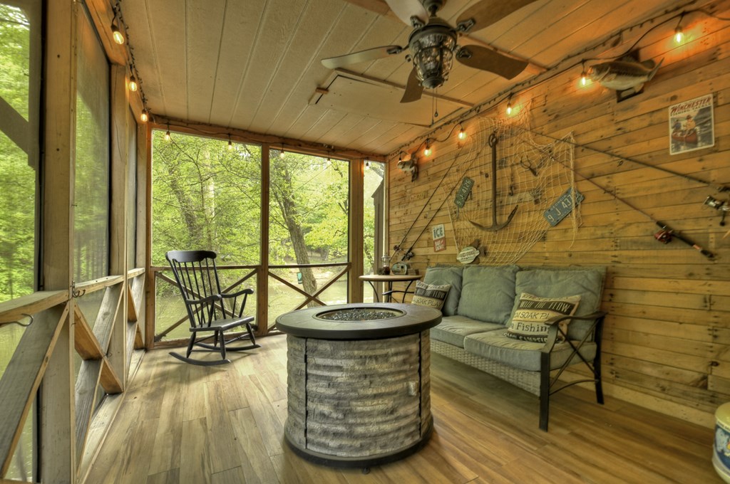 25 4th Street Property Photo 14
