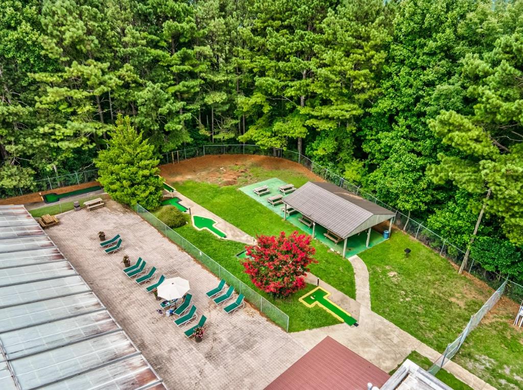 25 4th Street Property Photo 33