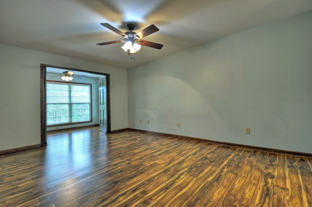293 James Drive Property Photo 17