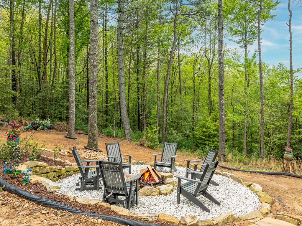 454 N. Old Aska Road Property Photo 6