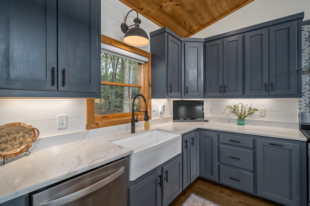 454 N. Old Aska Road Property Photo 10