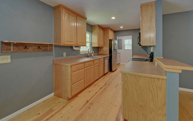 325 Honeysuckle Drive Property Photo 9