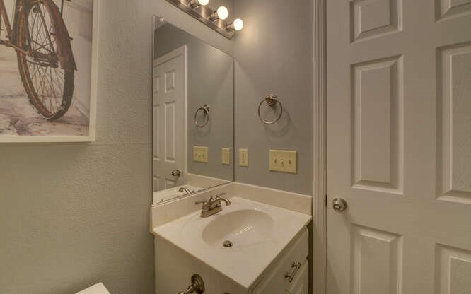 325 Honeysuckle Drive Property Photo 23