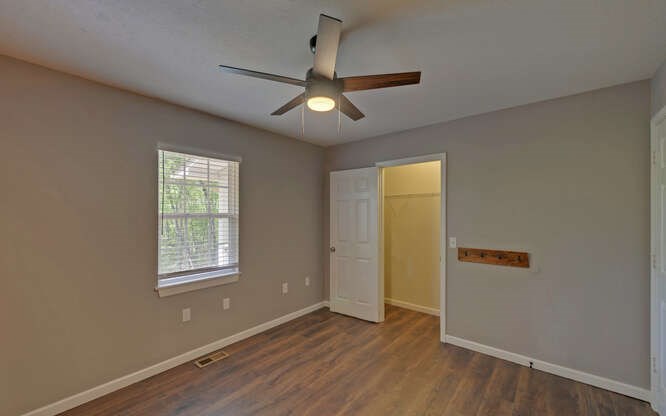 325 Honeysuckle Drive Property Photo 26