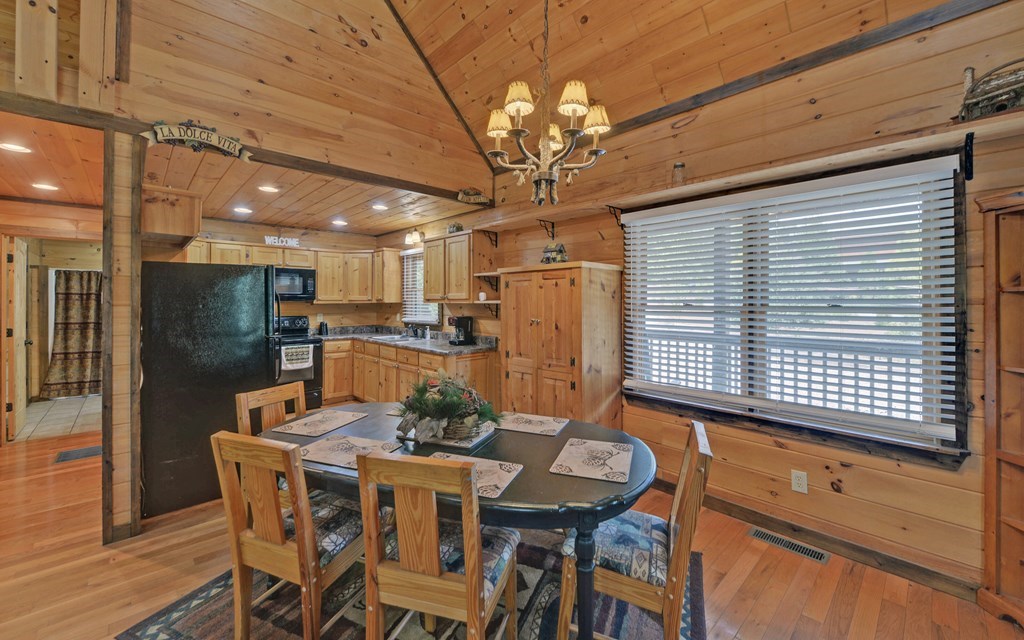 166 Dallas Lane Property Photo 7