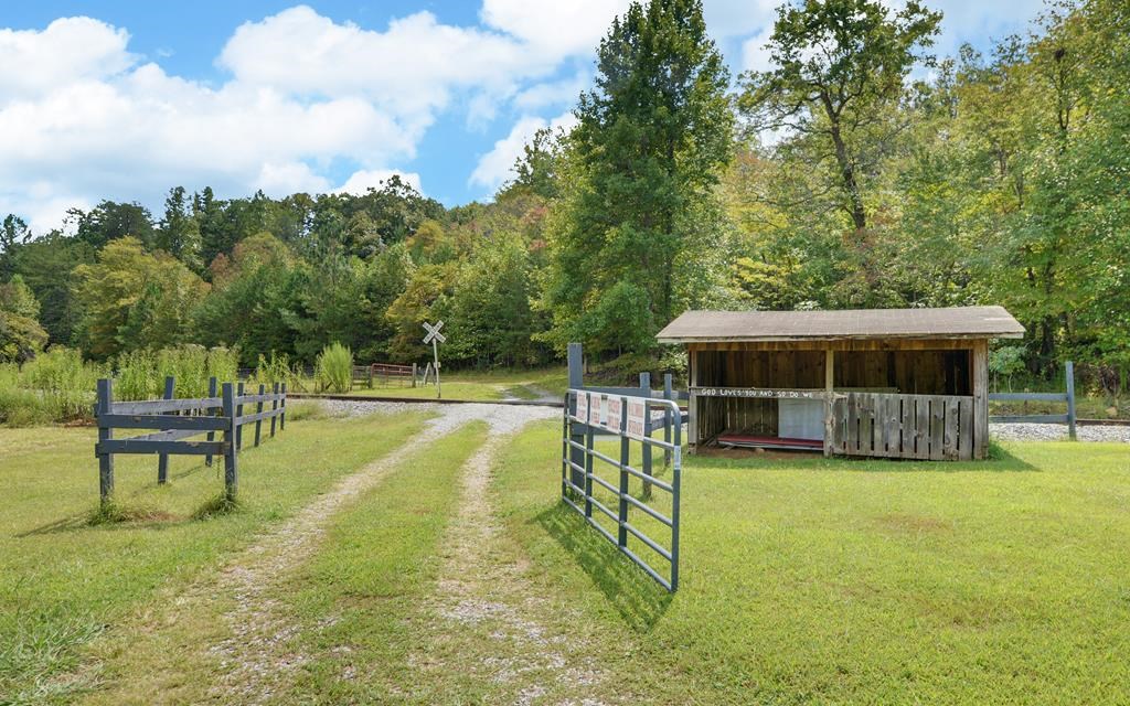 166 Dallas Lane Property Photo 71